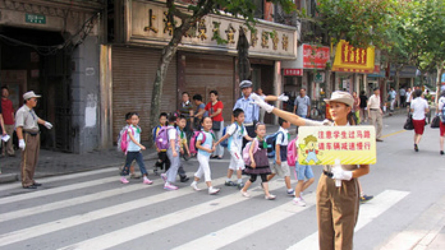 联邦快递携手全球儿童安全网络促进学校周边安全